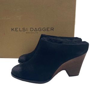 Kelsi Dagger Heeled Mule Hocking Black Oil Cow Suede Faux Fur Lined Size 5.5